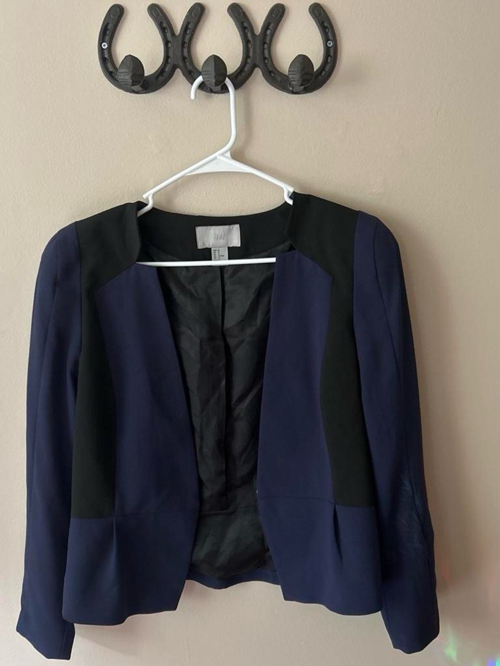 H&M Women's Navy and Black Open Front Blazer